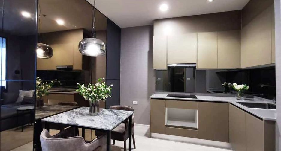 For sale 1 bed condo in Pathum Wan, Bangkok