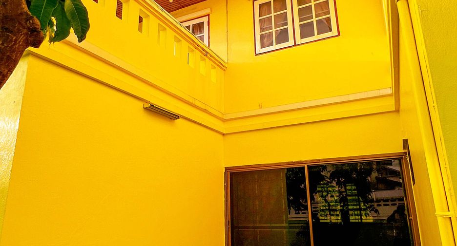For sale 5 bedrooms house in Don Mueang, Bangkok
