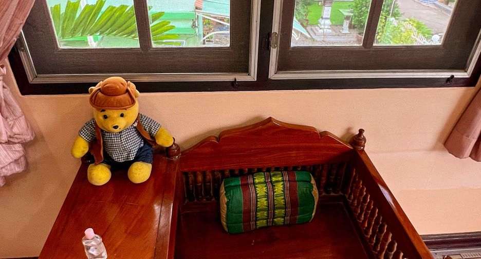 For sale 5 bedrooms house in Don Mueang, Bangkok