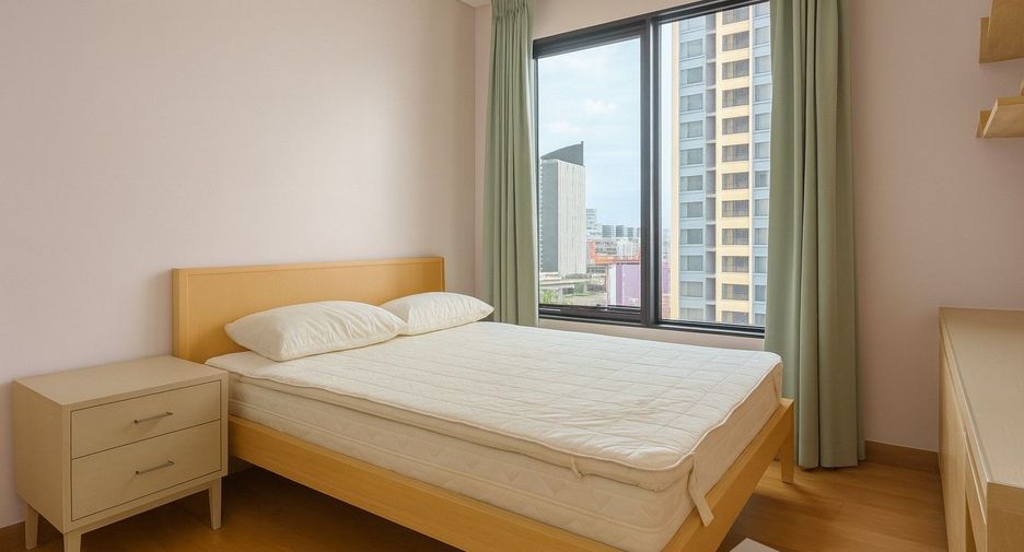 For rent 2 ベッドルーム condo in Watthana, Bangkok