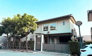 For sale 3 bedrooms house in Lat Krabang, Bangkok