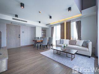 Продажа 3 спальни кондо в Пхра Кханонг, Бангкок
