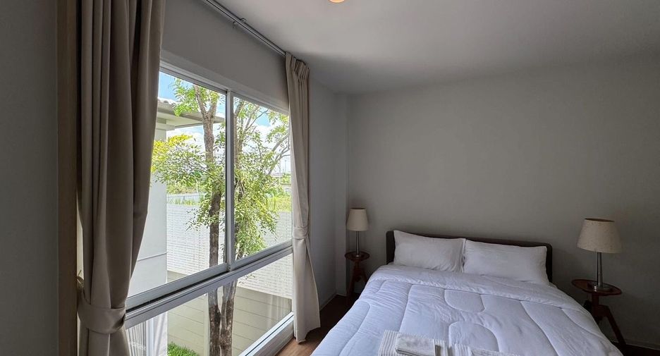 Haus zur Miete mit 3 Zimmer in Lat Krabang, Bangkok