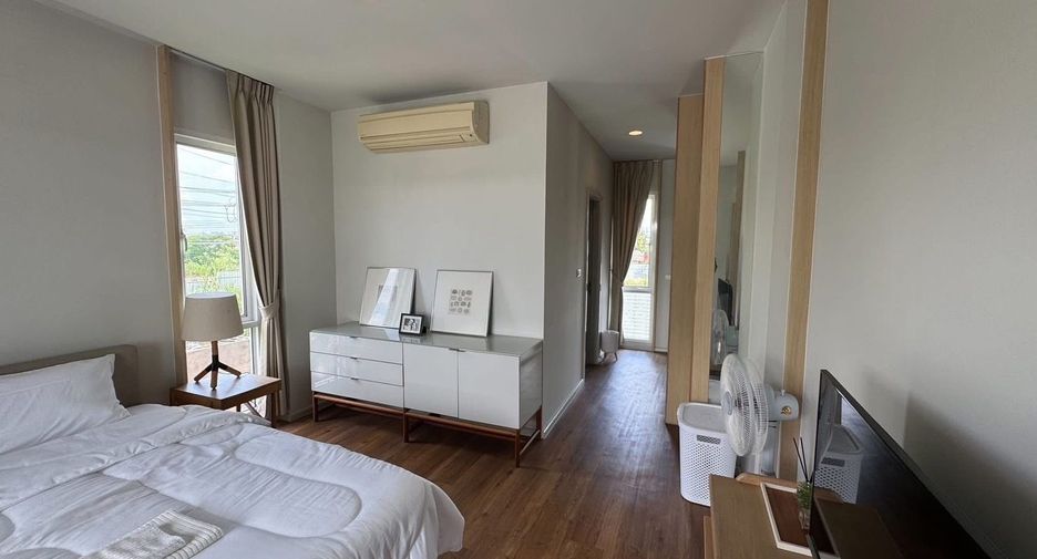 Haus zur Miete mit 3 Zimmer in Lat Krabang, Bangkok