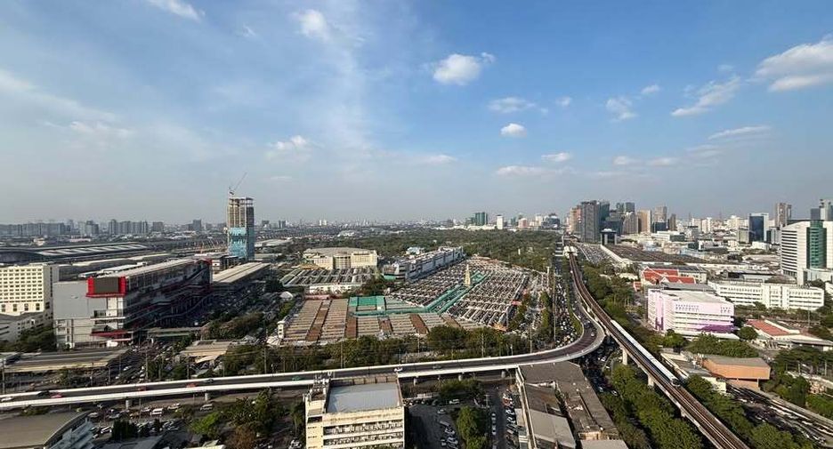 出售 和 出租 2 卧室 公寓 在 Phaya Thai, 曼谷