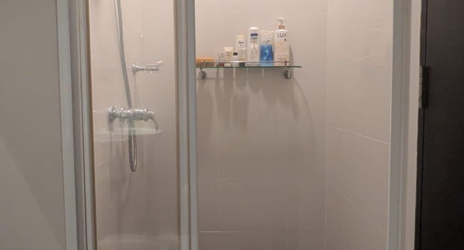 For rent 2 bedrooms condo in Pathum Wan, Bangkok