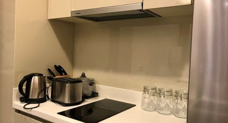 For sale 1 Beds condo in Khlong Toei, Bangkok