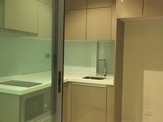 Condo en venta de 2 habitaciones en Phra Khanong, Bangkok