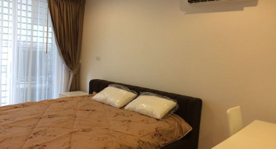 For sale 1 Beds condo in Watthana, Bangkok