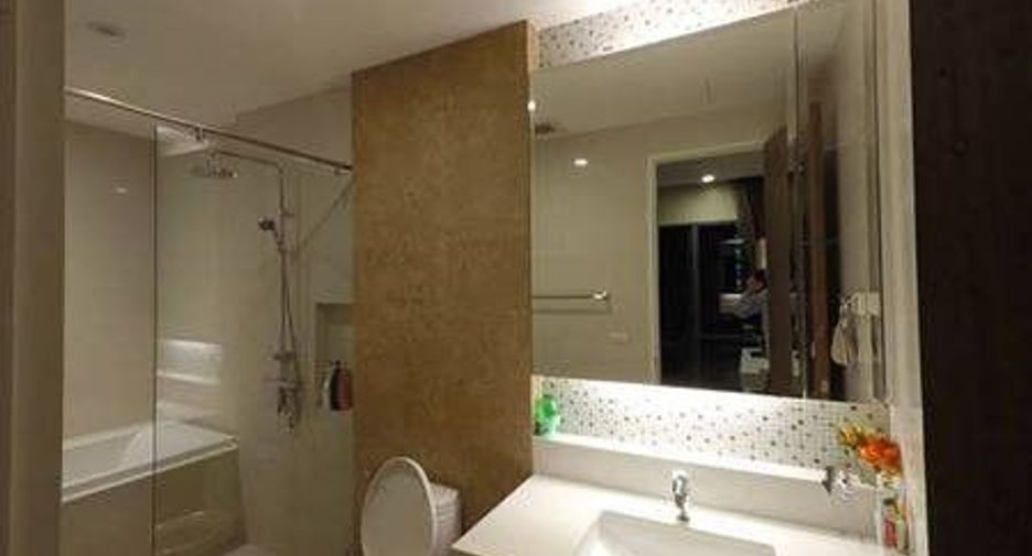À vendre 2 chambres condo à Khlong Toei, Bangkok