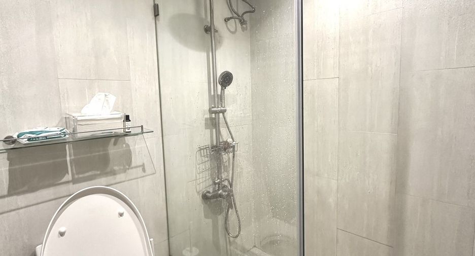 Condo en alquiler de 2 habitaciones en Watthana, Bangkok