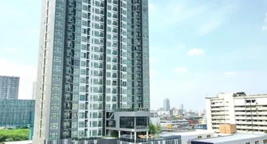 For rent studio condo in Huai Khwang, Bangkok