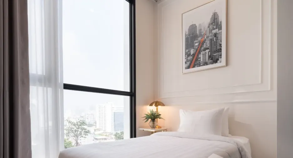 For rent 2 bedrooms condo in Watthana, Bangkok
