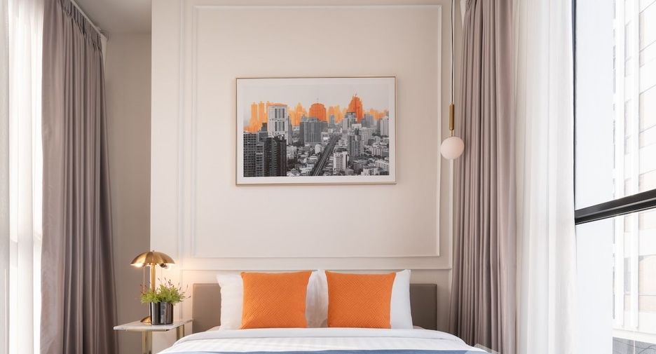 For rent 2 bedrooms condo in Watthana, Bangkok