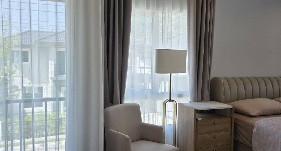 Haus zur Miete mit 4 Zimmer in Mueang Phuket, Phuket