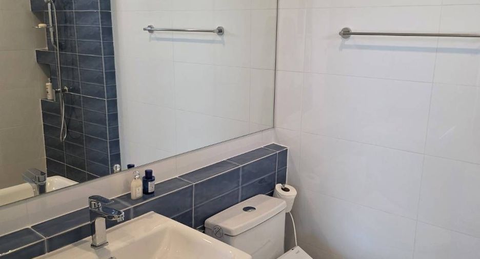 Haus zur Miete mit 4 Zimmer in Mueang Phuket, Phuket