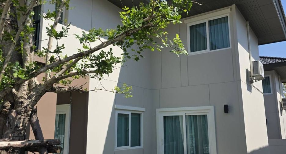 Haus zur Miete mit 4 Zimmer in Mueang Phuket, Phuket