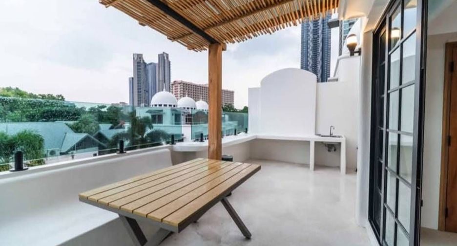 For rent 3 bedrooms house in Bang Lamung, Chonburi