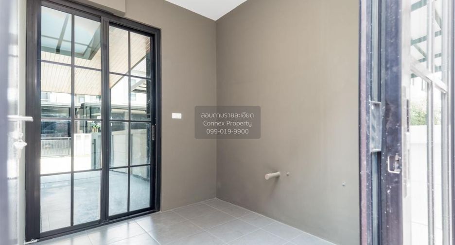 For sale 3 bedrooms house in Mueang Pathum Thani, Pathum Thani