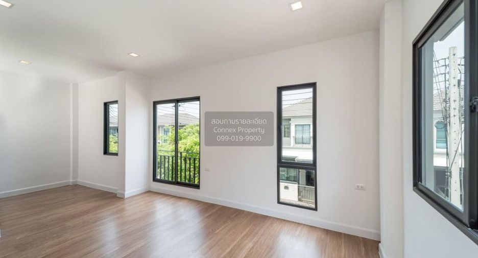 For sale 3 bedrooms house in Mueang Pathum Thani, Pathum Thani