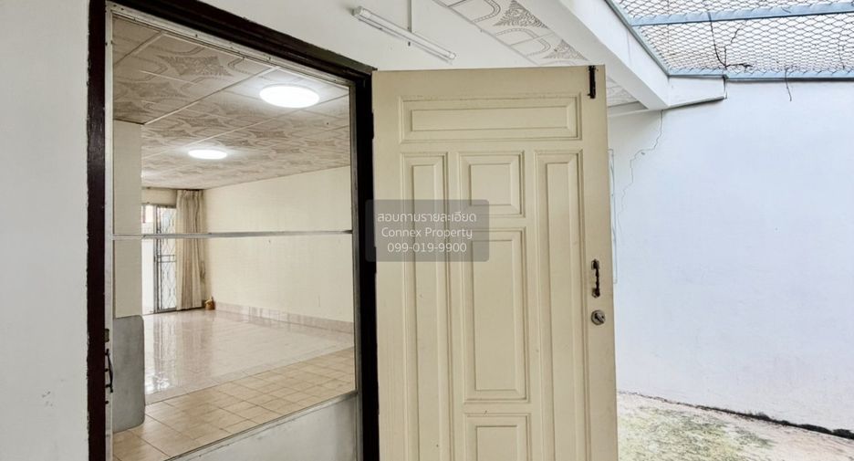 For sale 2 ベッドルーム townhouse in Chatuchak, Bangkok