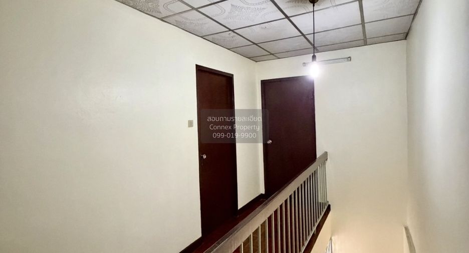 For sale 2 ベッドルーム townhouse in Chatuchak, Bangkok
