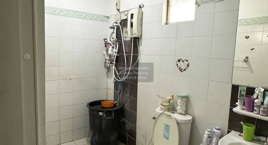 For sale 3 bedrooms townhouse in Min Buri, Bangkok