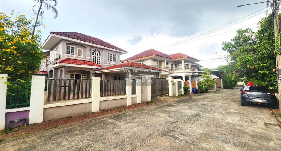 For sale 6 ベッドルーム house in Mueang Pathum Thani, Pathum Thani