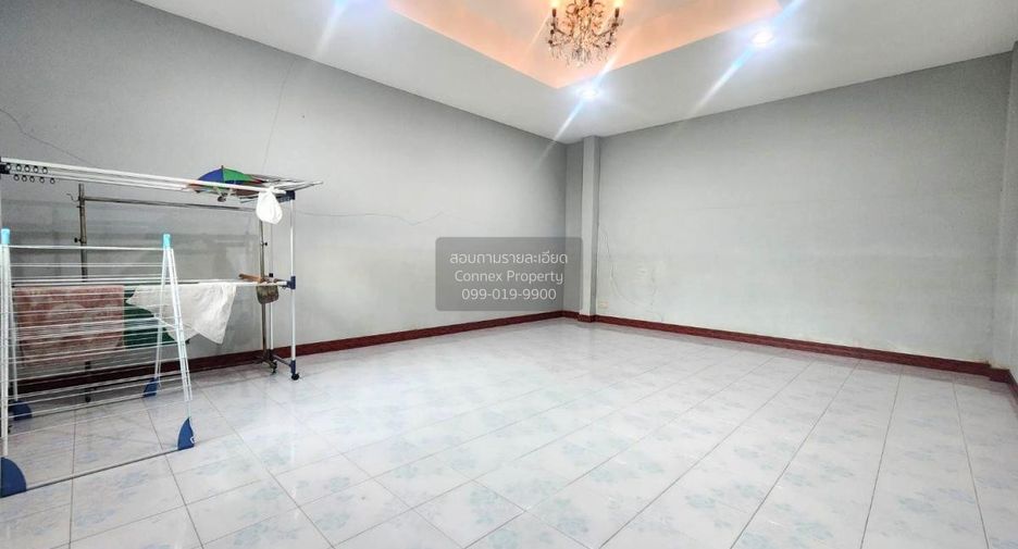 For sale 6 ベッドルーム house in Mueang Pathum Thani, Pathum Thani