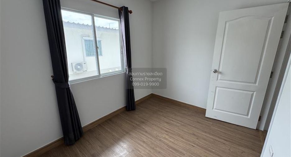 À vendre 3 chambres maison de ville à Bang Bua Thong, Nonthaburi
