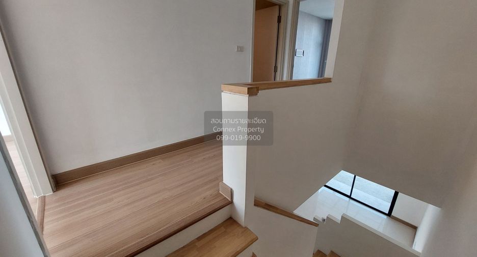 For sale 2 bedrooms townhouse in Mueang Pathum Thani, Pathum Thani