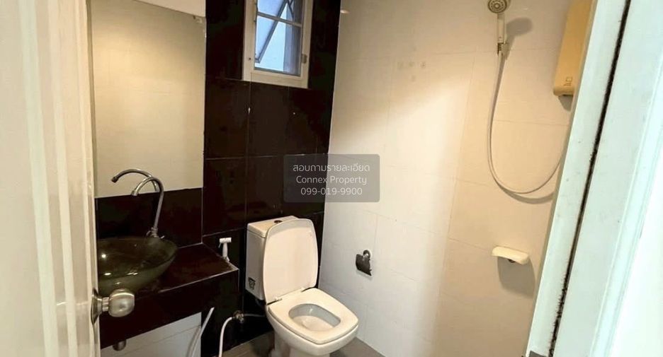 For sale 2 ベッドルーム condo in Bang Sao Thong, Samut Prakan