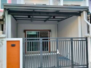 出售 3 卧室 联排别墅 在 Mueang Nonthaburi, Nonthaburi