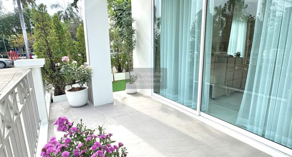 For sale 3 bedrooms townhouse in Lam Luk Ka, Pathum Thani