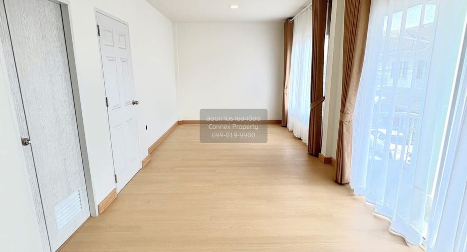 For sale 3 bedrooms townhouse in Lam Luk Ka, Pathum Thani