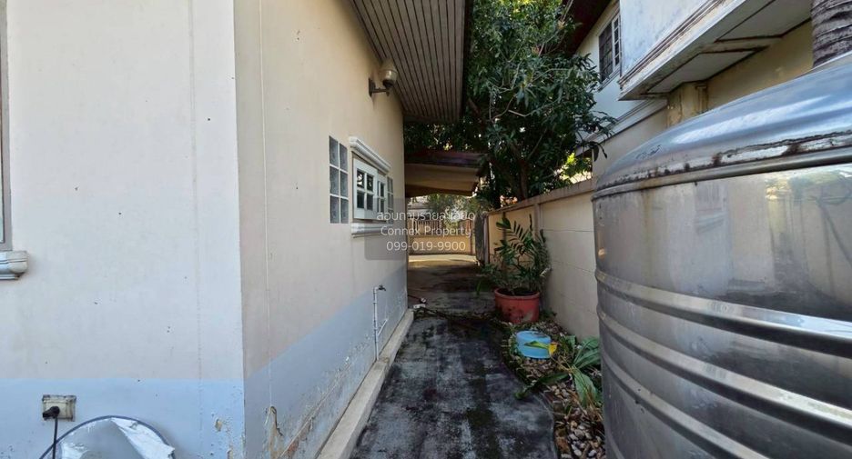 For sale 4 bedrooms house in Thawi Watthana, Bangkok