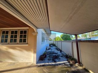 For sale 4 bedrooms house in Thawi Watthana, Bangkok
