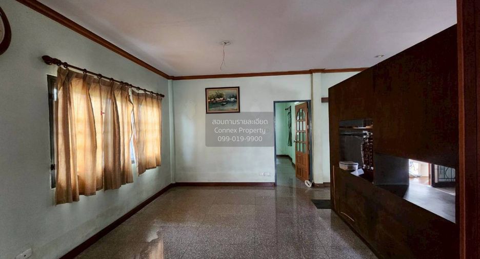 For sale 4 bedrooms house in Thawi Watthana, Bangkok