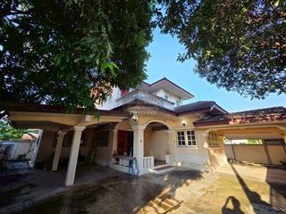 For sale 4 bedrooms house in Thawi Watthana, Bangkok