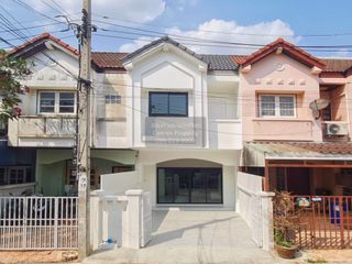 Продажа 2 спальни таунхаус в Mueang Nonthaburi, Нонтабури