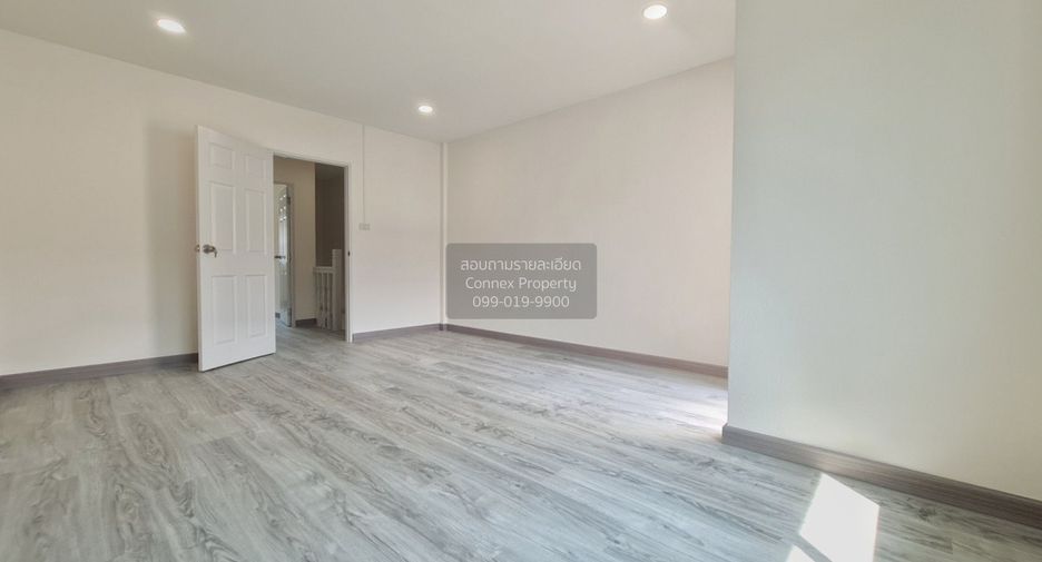 For sale 2 bedrooms townhouse in Mueang Nonthaburi, Nonthaburi