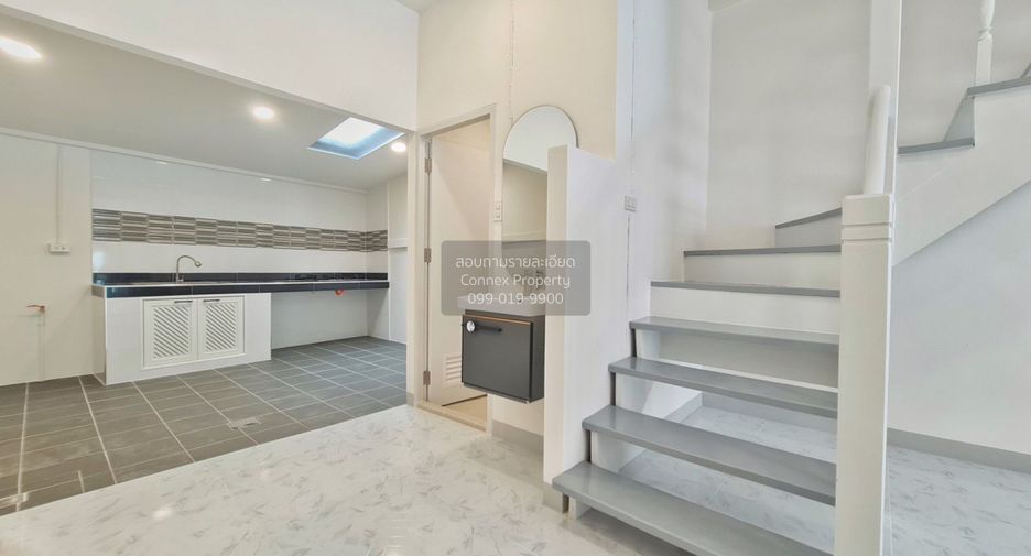 For sale 2 bedrooms townhouse in Mueang Nonthaburi, Nonthaburi