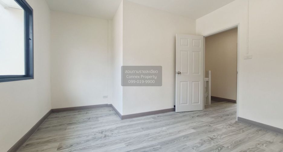 For sale 2 bedrooms townhouse in Mueang Nonthaburi, Nonthaburi