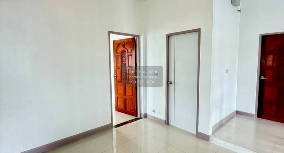 For sale 5 bedrooms house in Sai Noi, Nonthaburi