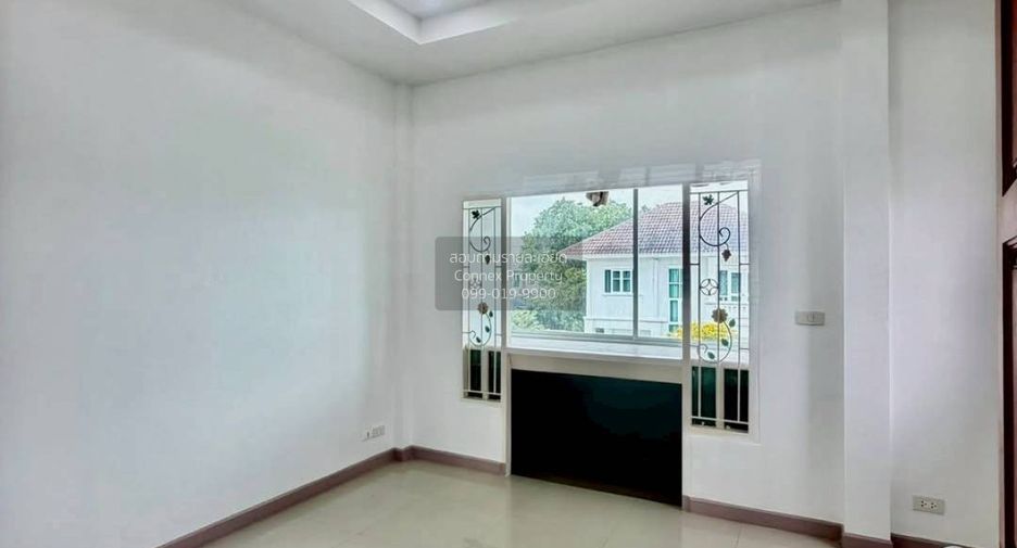 For sale 5 bedrooms house in Sai Noi, Nonthaburi