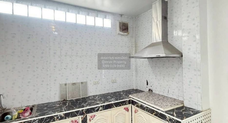 For sale 5 bedrooms house in Sai Noi, Nonthaburi