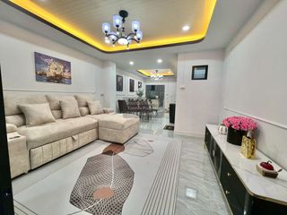 Reihenhaus zum Kauf mit 3 Zimmer in Nong Chok, Bangkok