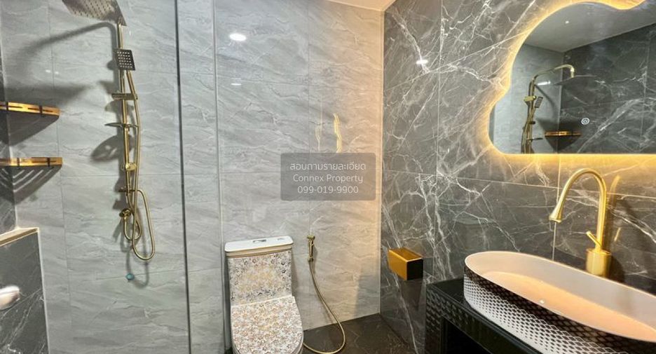 For sale 3 bedrooms townhouse in Nong Chok, Bangkok