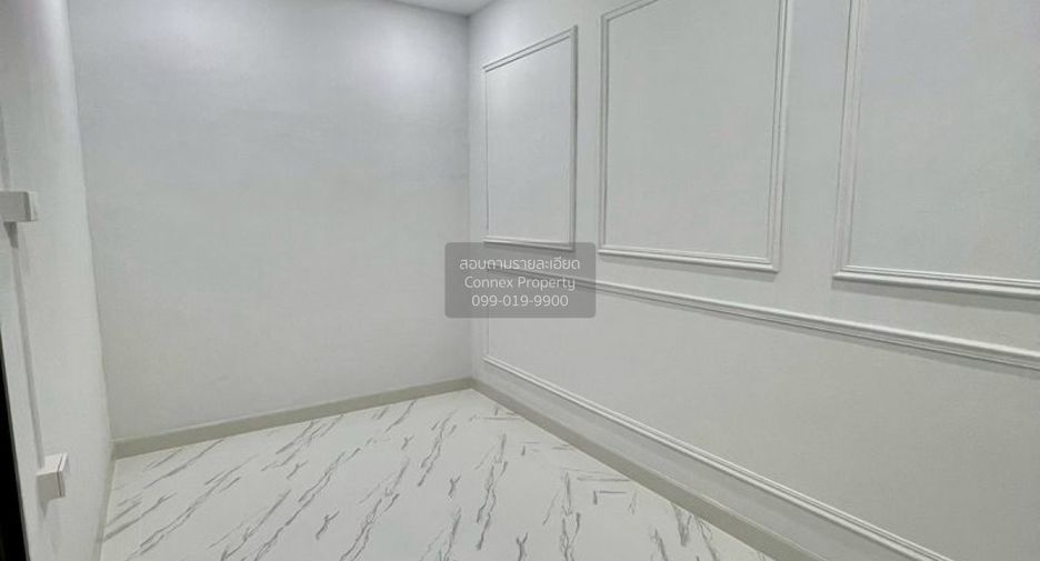 For sale 3 bedrooms townhouse in Nong Chok, Bangkok