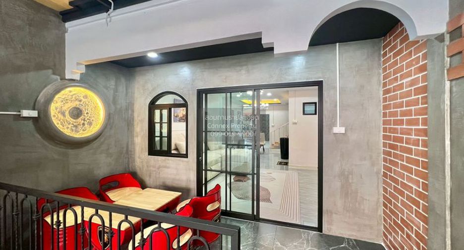 For sale 3 bedrooms townhouse in Nong Chok, Bangkok